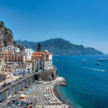 Le Tre Sirene Luxury House Guest house Atrani